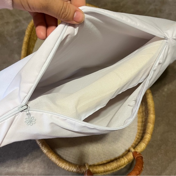 Design Dua Handwoven Changing Basket - Picture 5 of 6